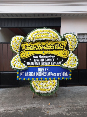 Papan Bunga Duka di Essang